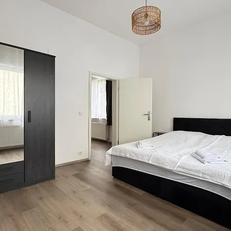 Staywell For 4 I I Parking I Kitchen Lejlighed Bielefeld