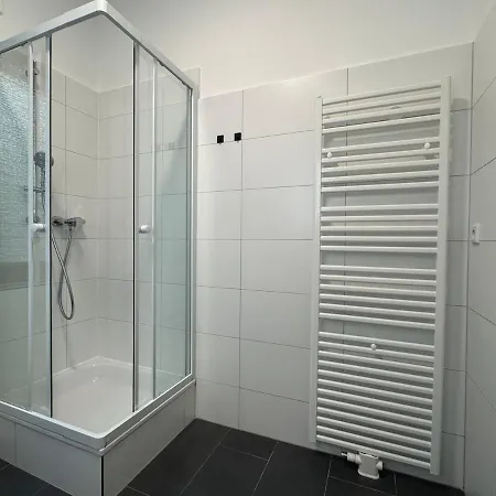 Lägenhet Staywell For 4 I I Parking I Kitchen